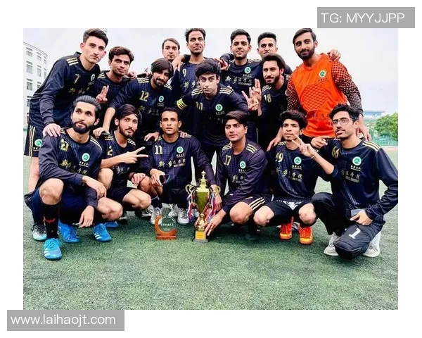 全方位解析球星风采 揭秘绿茵场上的璀璨之星