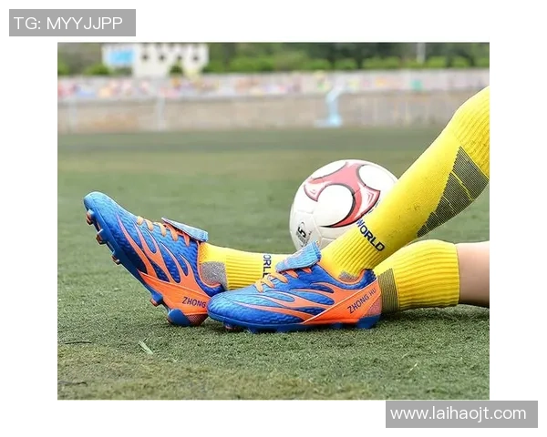 球星偏爱穿的足球袜背后究竟有哪些秘密和科技成分解析