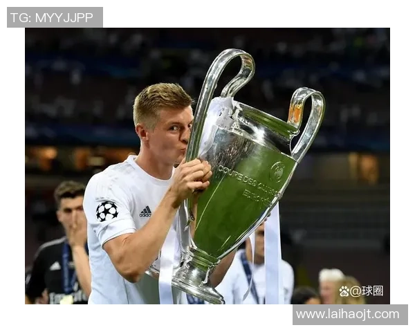 足球球星的尴尬瞬间集锦：那些让人捧心的失误与意外事件